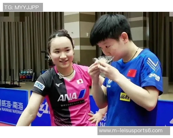 孙颖莎与伊藤美诚激战乒乓球赛场谁能笑到最后揭晓精彩对决瞬间